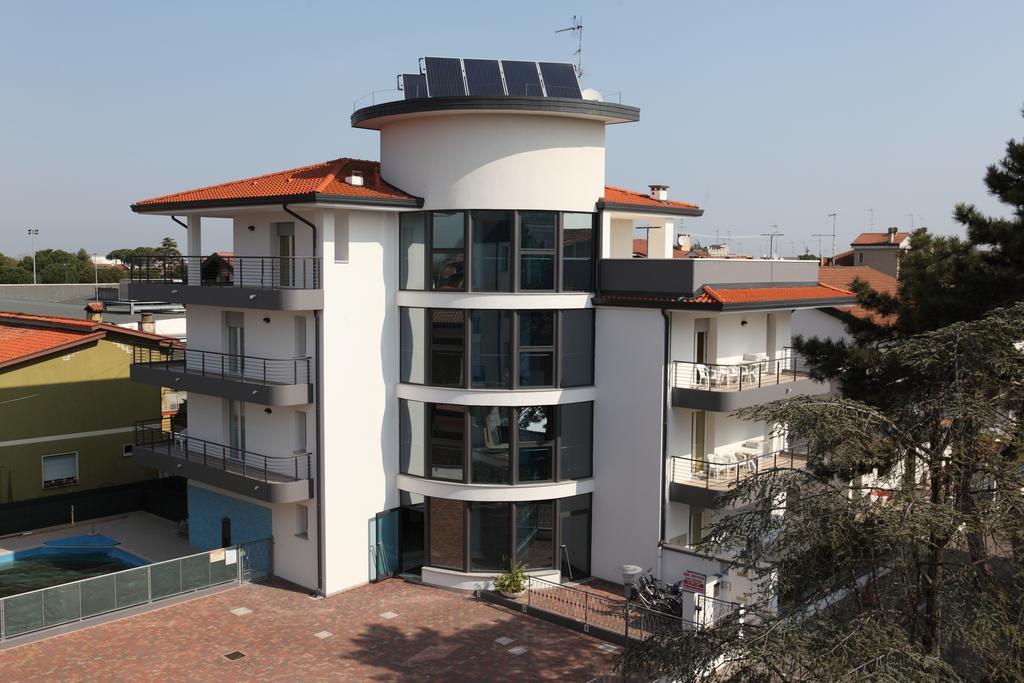 Villa Bruna Lignano Sabbiadoro Exterior photo